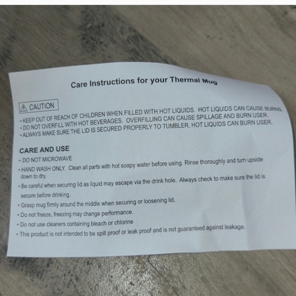 Kate Spade Cup - Picture 3 of 4